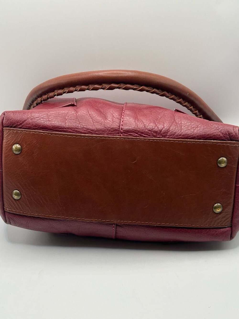 Sundance Maroon Pebbled Leather Shoulder Bag Made in Spain - Picture 4 of 10
